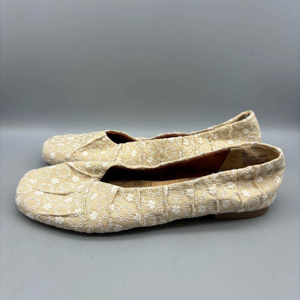 Korks Palmer‎ Ballet Flats Women's Size 7.5 M Tan Slip On Fabric Floral